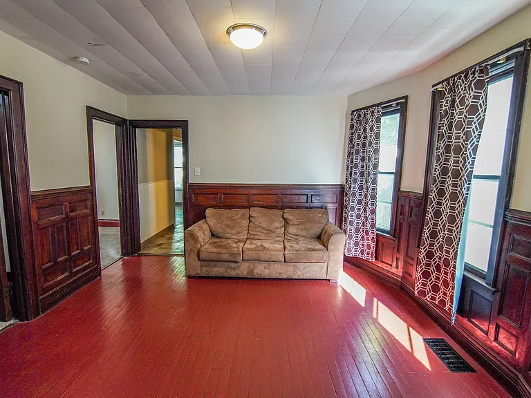 74 Woodside Ave #1 — Photo 11