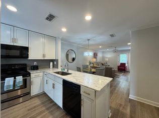 2112 Old Taylor Rd APT B6, Oxford, MS 38655