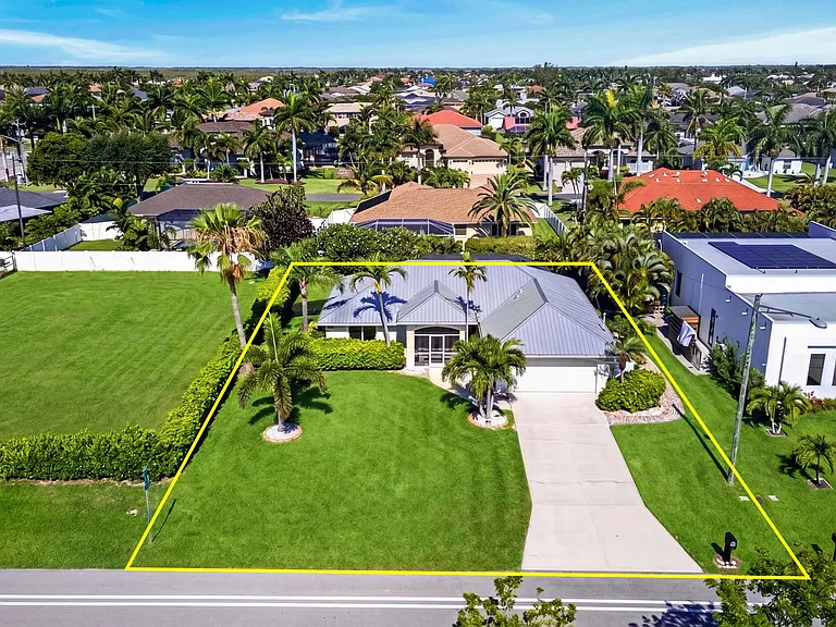 5422 Agualinda Blvd — Photo 36