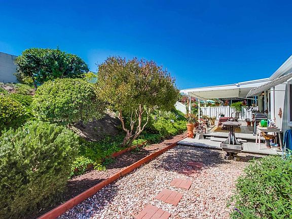 3rd image of 3563 Turquoise Ln