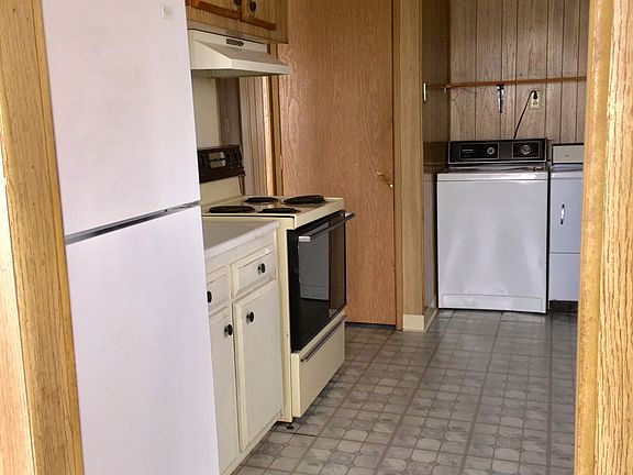 3rd image of 318 1st South St