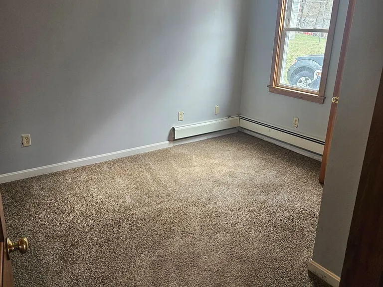 310 Park St #B — Photo 6