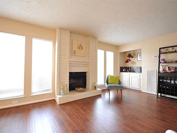 4th image of 3330 Kempwood Dr