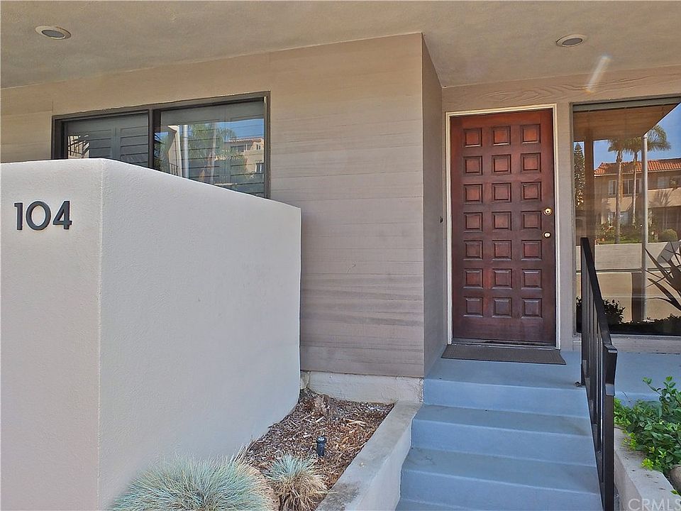 1st image of 104 Belmont Ave