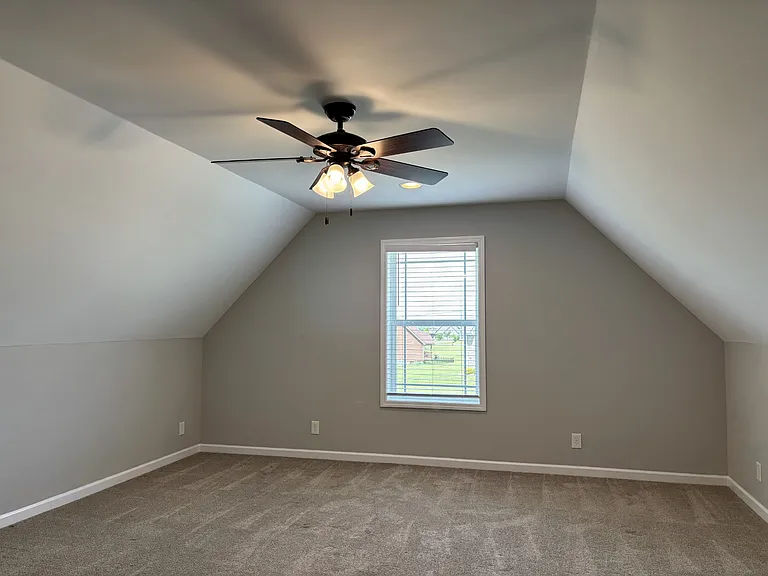 51 Regency Pl — Photo 21
