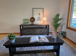 24 12th Ave SE, Faribault, MN 55021