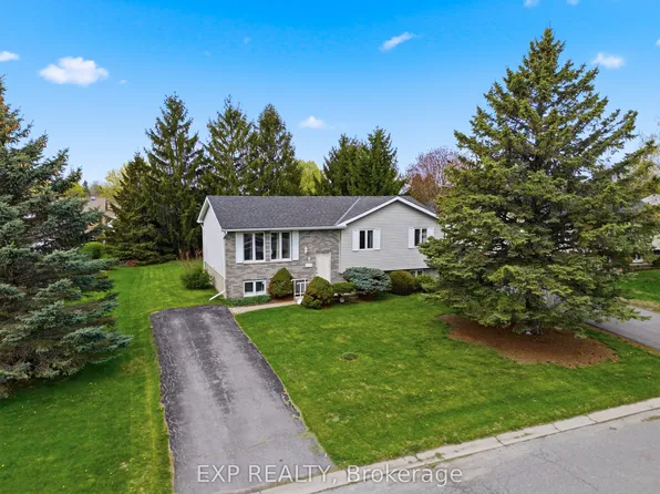 6 Splinter Dr, Greater Napanee, ON K7R 3V1
