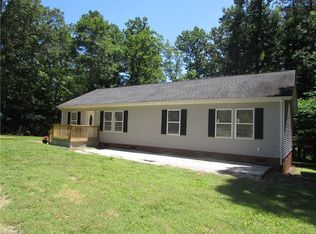 3085 Bethel Lucas Rd, Asheboro, NC 27205