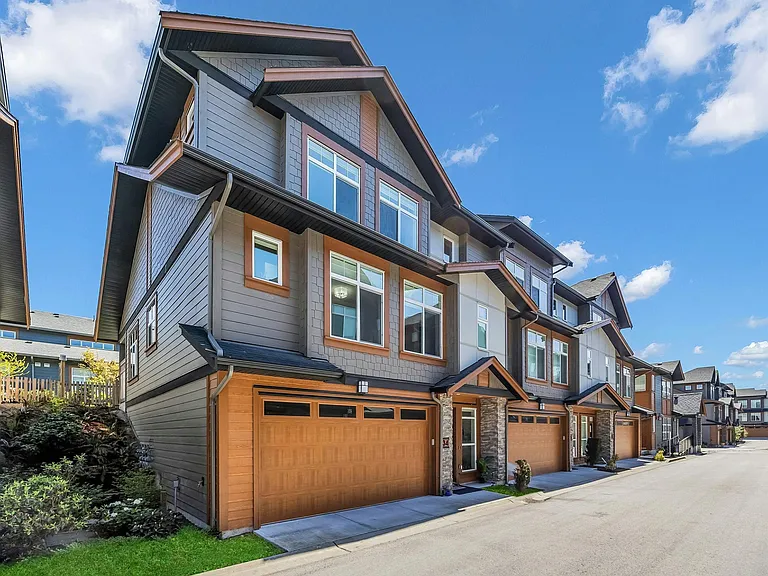 17033 Fraser Hwy #34 — Photo 1