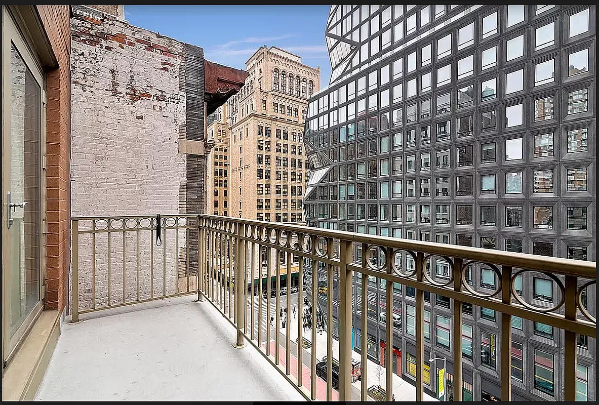 121 East 23rd Street — Photo 4