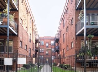 1619 W Wallen Ave APT 3E, Chicago, IL 60626