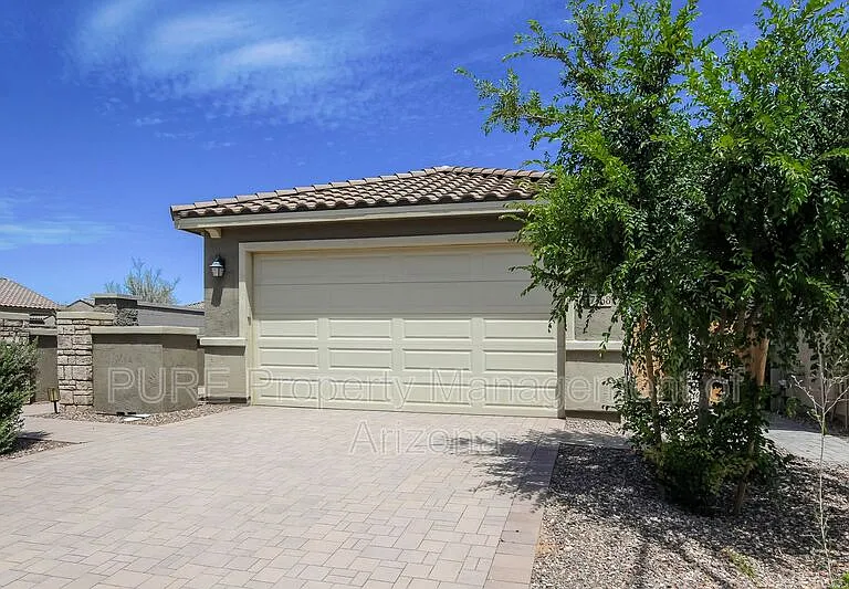 17568 W Missouri Ave — Photo 3