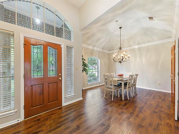 4th image of 2203 Mossy Glen Court
