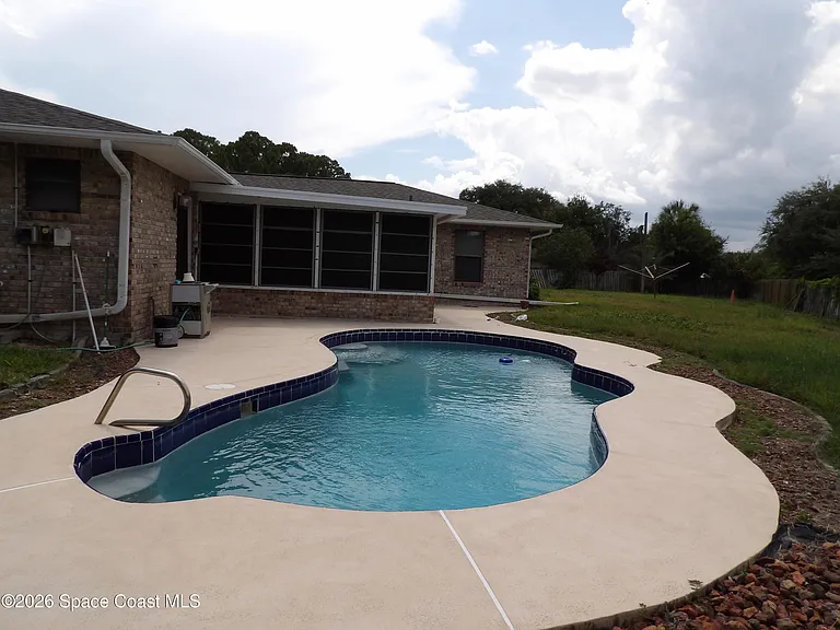 1291 Ein Ct NW — Photo 31