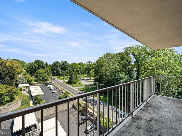 801 Yale Ave APT 1009, Swarthmore, PA 19081