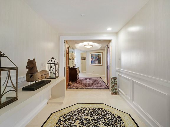 4th image of 3322 Casseekey Island Road #604