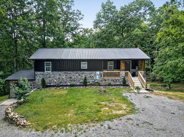 9388 Harrison Ferry Rd, McMinnville, TN 37110