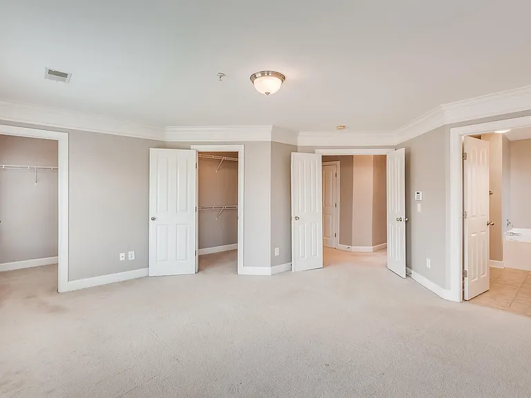 3200 Long Blvd #2 — Photo 30