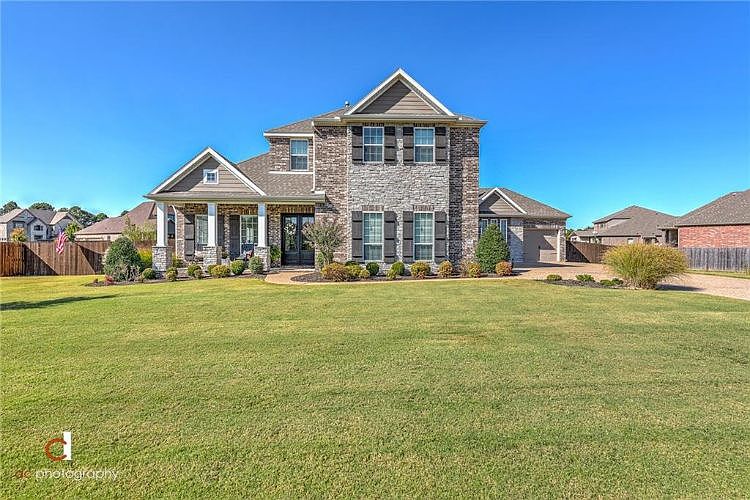 1st image of 3031 N Harrier Dr