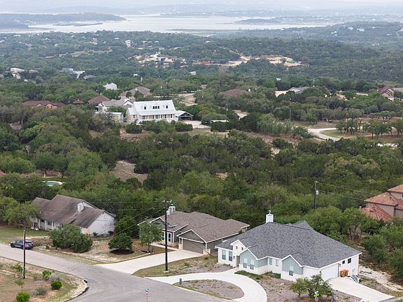 3rd image of 1375 PARTON RD