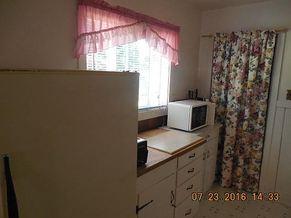 4th image of 38411 Beresford Way