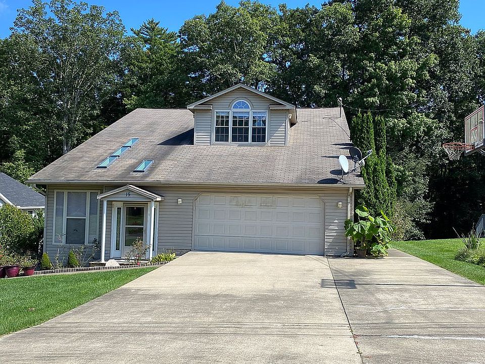 1st image of 15 Sandlewood Dr