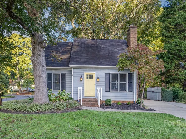 2475 Autumn Wood Trl, Gastonia, NC 28056
