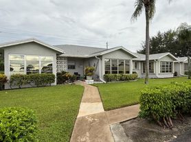 14676 Canalview Dr