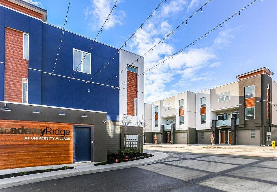 1st image of 610 Academy Way #10