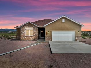 1279 Valley Dr, Penrose, CO 81240