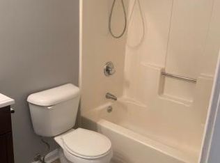 753 Mosswood Ln, Fayetteville, NC 28311