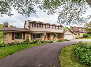 9380 N Waverly Dr, Bayside, WI 53217