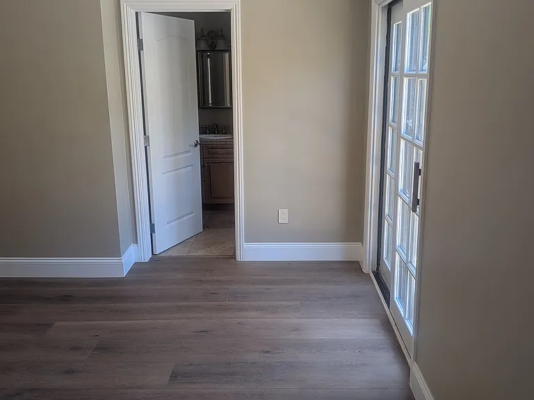 5648 Calzada Del Bosque — Photo 2