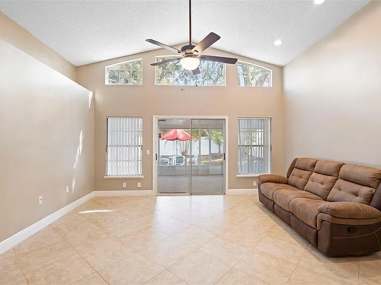 707 Brightview Dr — Photo 9