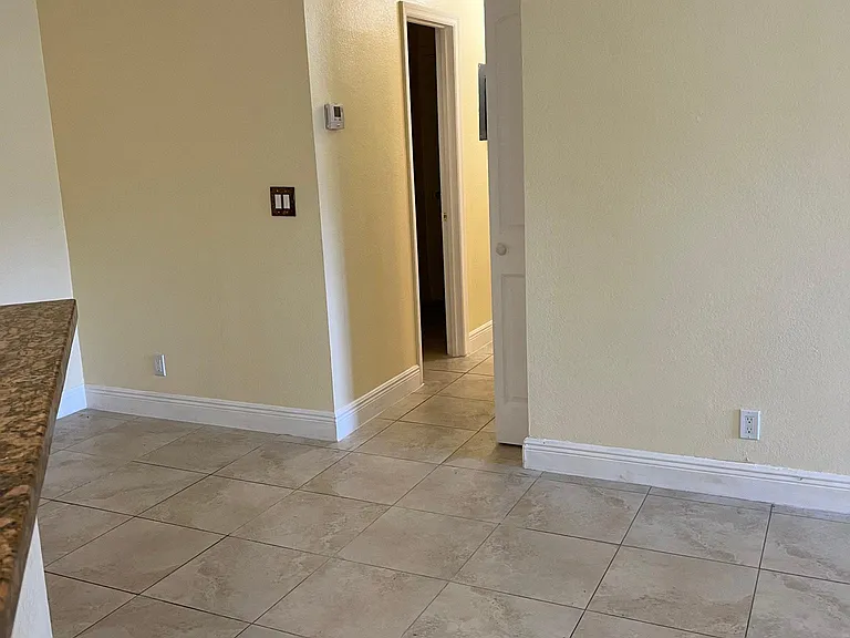 3400 Pinewalk Dr N #916 — Photo 16