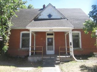 227 E 6th St, Walsenburg, CO 81089