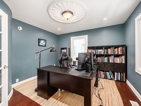 5th image of 10417 Cambridge Pl