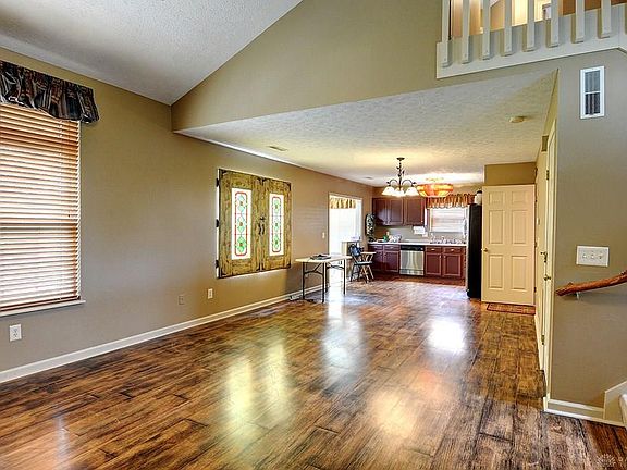 3rd image of 2318 Villagewood Ct