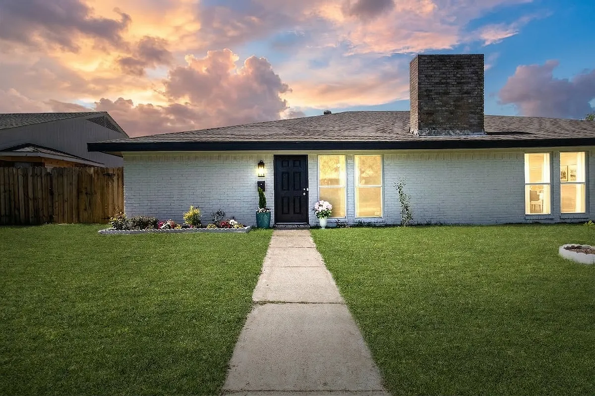 Building Photo - 308 Candlewood Pl