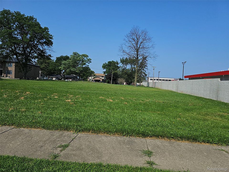 1st image of 2219 Kinmore St