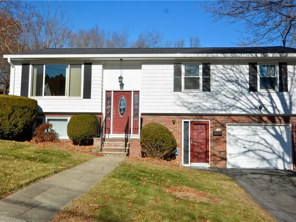 115 Orlando Dr, North Providence, RI 02904