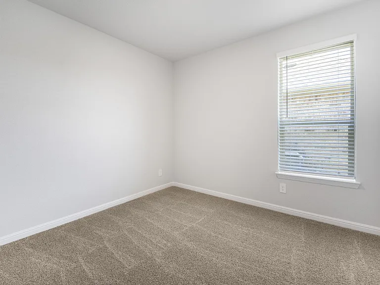 1208 Marsha Ln — Photo 11