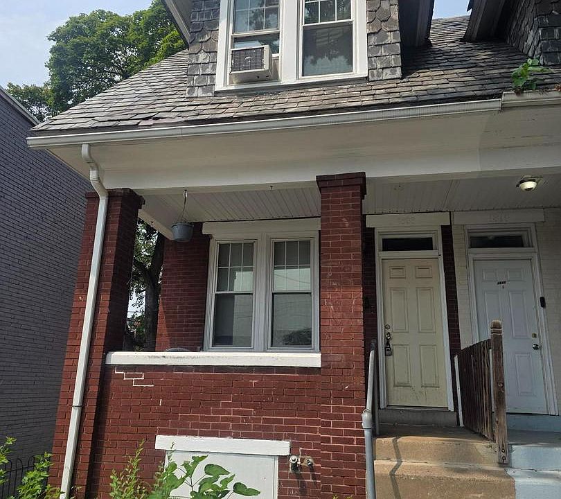 1st image of 1808 Chestnut St