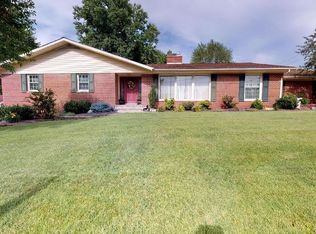 891 Blessinger Ln, Jasper, IN 47546