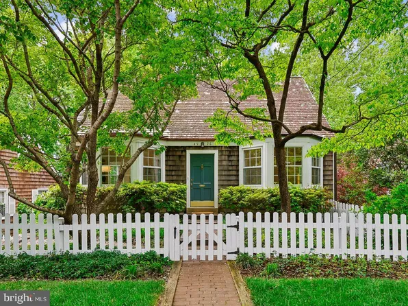 4926 Albemarle St NW, Washington, DC 20016