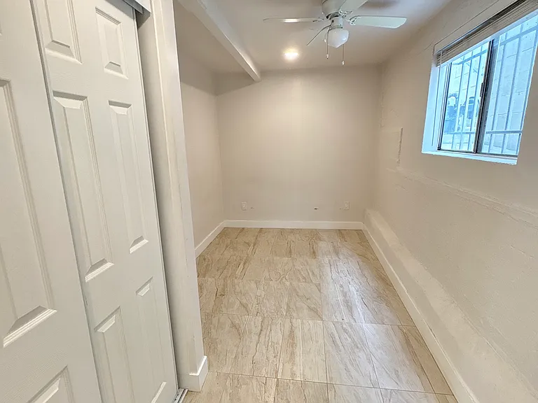 2771 Logan Ave #B — Photo 7