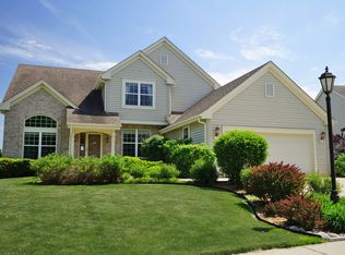 1843 Deer Path, Waukesha, WI 53189