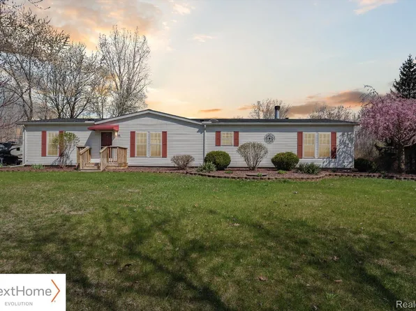 48260 Willis Rd, Belleville, MI 48111