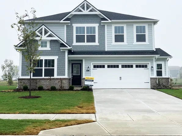 8833 Alexander Ridge Dr, McCordsville, IN 46055