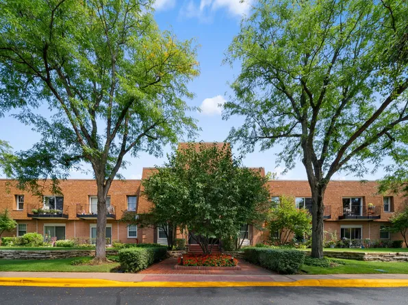 1250 Park Ave Unit 430, Highland Park, IL 60035